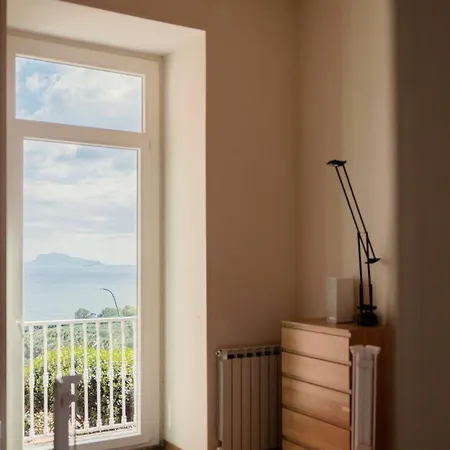 Posillipo 70 Lägenhet *