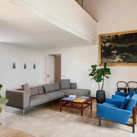 Lägenhet Posillipo 70