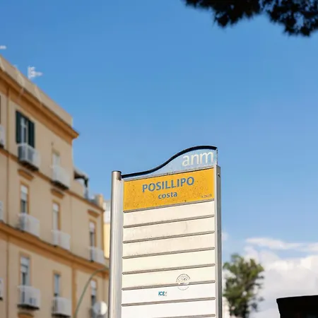 Posillipo 70 Lägenhet *